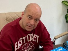 Иво Сиромахов: Живеем в потресаваща кочина! Богаташите в България строят само хотели и кръчми