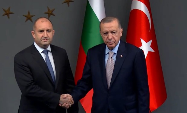 Радев и Ердоган се обединиха за по-голям контрол на границата ни