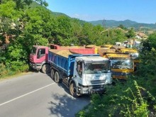 Сърбите издигнаха барикади в Северно Косово