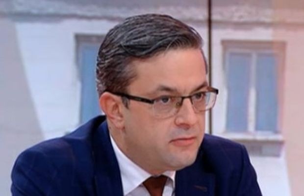 Тома Биков: Хора като проф. Габровски могат да изчистят сътвореното от политическия елит