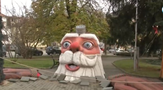 A strange figure of Santa Claus has angered the inhabitants of a Bulgarian city