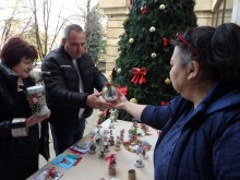 Коледен базар за дете в нужда организират в община Ценово