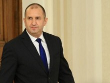Президентът с указ за новото правителство