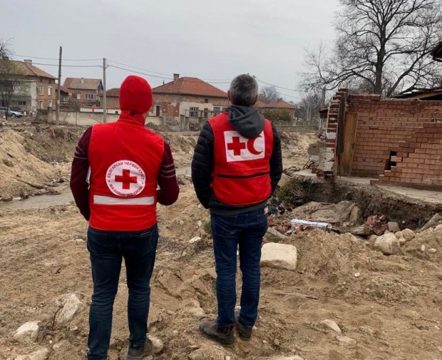 Таня Георгиева, БЧК: Първите 100 пострадали семейства в Карловско вече получиха помощта