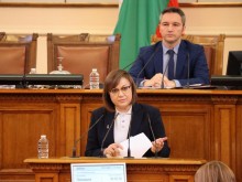 Корнелия Нинова: Министърът на икономиката Стоянов се превръща в заплаха за националната сигурност на България