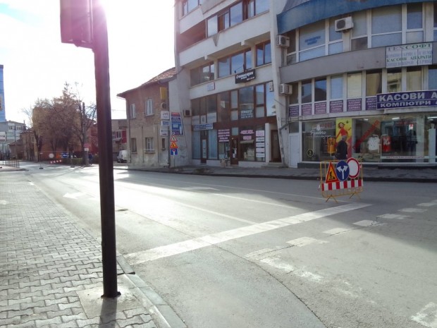 Въвежда се временна организация за безопасност на движението по ул."Христо Ботев" в Казанлък