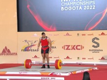 Без медал за България в двубоя на световното по вдигане на тежести