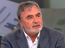 Доц. Кунчев: Който е успял да се ваксинира – може да бъде сигурен, че е предпазен
