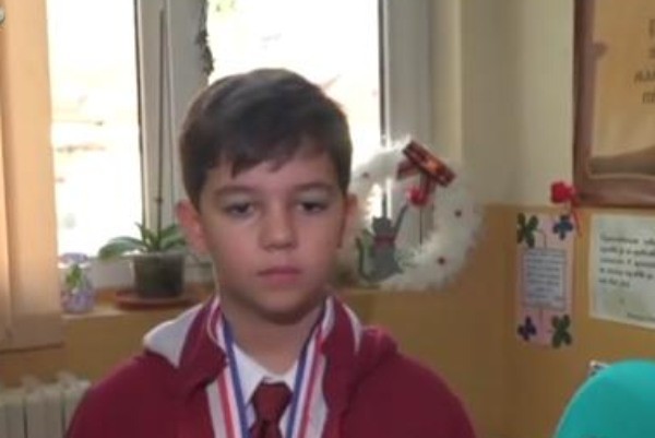 Третокласник от Пазарджик влезе в Менса България 9 годишният Сава Троански се нареди сред