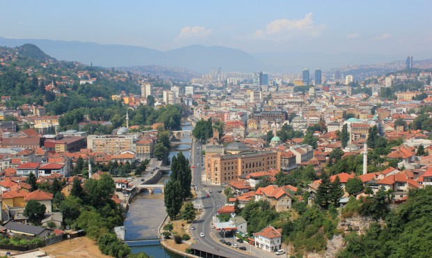 Босна и Херцеговина официално получава статут на страна-кандидат за членство