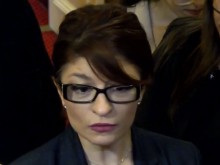 Десислава Атанасова: ГЕРБ няма да подкрепят правителство на ПП
