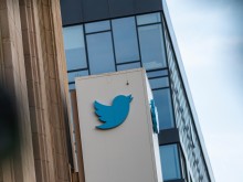 Twitter изтри акаунтите на водещи журналисти