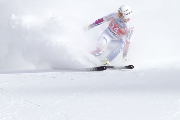 Откриват зимния ски сезон в Банско без сняг