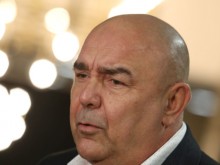 Милото стана художник?