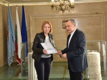 Кмета на София получи благодарствена грамота заради подкрепата на украинските бежанци