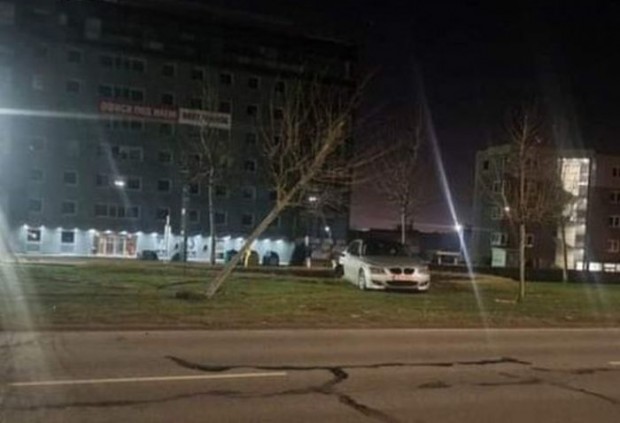 Шофьор загуби управление над автомобила си при пътен инцидент на бул. "Ботевградско шосе" в София
