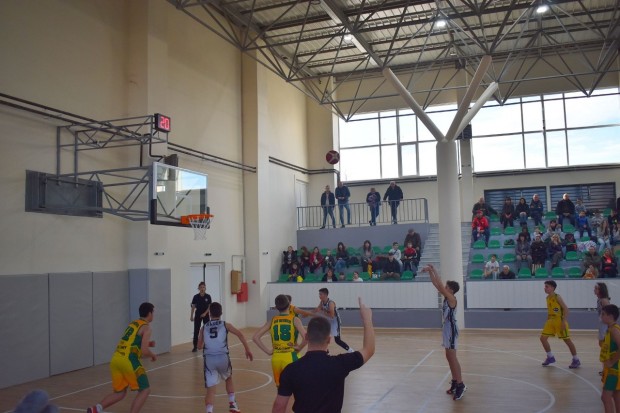 Президентът на Българската федерация по баскетбол благодари на Община Разград за "прекрасната, красива и функционална зала "Абритус"