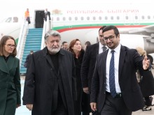 Парламентарна делегация, водена от Вежди Рашидов, пристигна на посещение в Турция