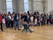 Трикратен бронзов медалист с Локо и Ботев награди деца на турнир в Рудозем