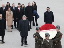 Вежди Рашидов положи венец в мавзолея на Мустафа Кемал Ататюрк