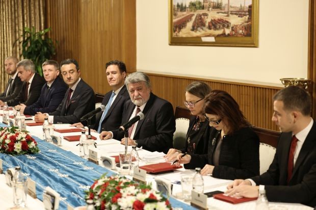 Българският парламент ще инициира международна среща на високо равнище между ЕС