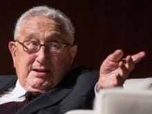Михайло Подоляк: Кисинджър не разбира нищо: нито войната, нито световния ред