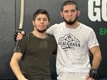 Ислам Махачев направи тренировка с двукратен световен шампион по борба