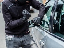Намериха откраднат автомобил край Люти дол, извършителят на кражбата е задържан