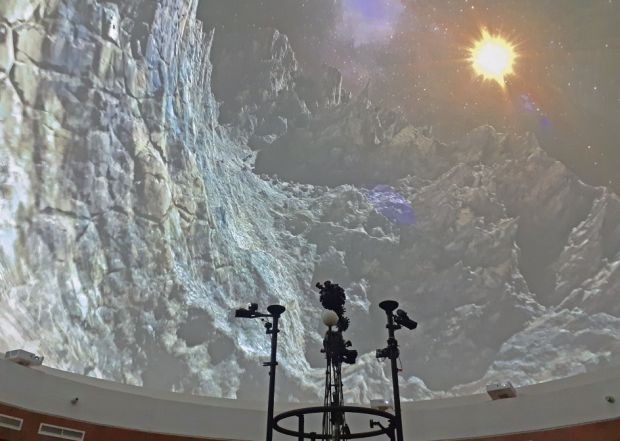 Обновената звездна зала в НАОП  Николай Коперник бе открита днес от