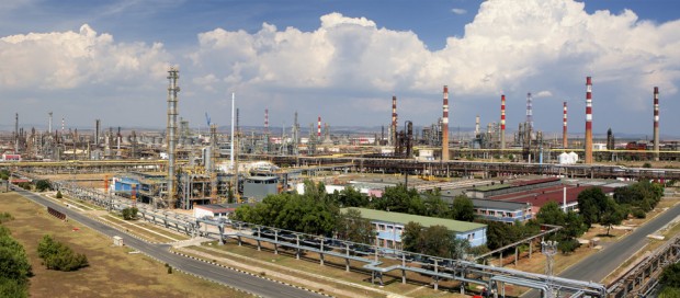Лукойл няма договори за доставка на петролни продукти на територията