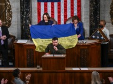 Зеленски обеща на Конгреса: Украйна никога няма да се предаде