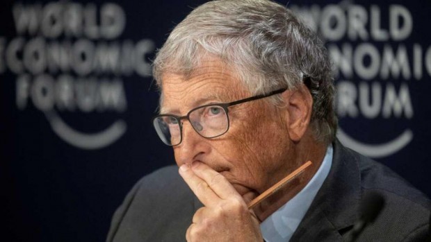 Бил Гейтс изпраща най-тежката си година