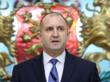 Радев не наложи вето за изпращането на оръжия към Украйна
