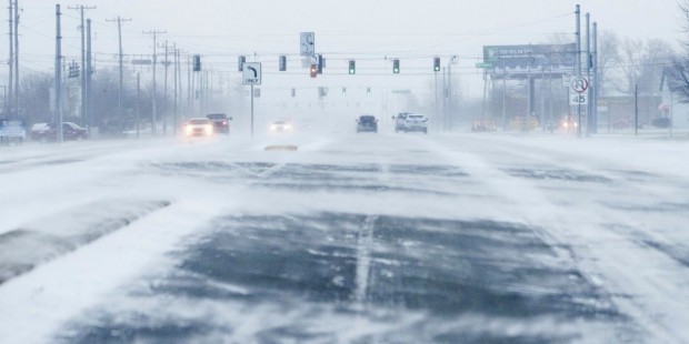 Смразяващата зимна буря продължи да обхваща голяма част от Съединените