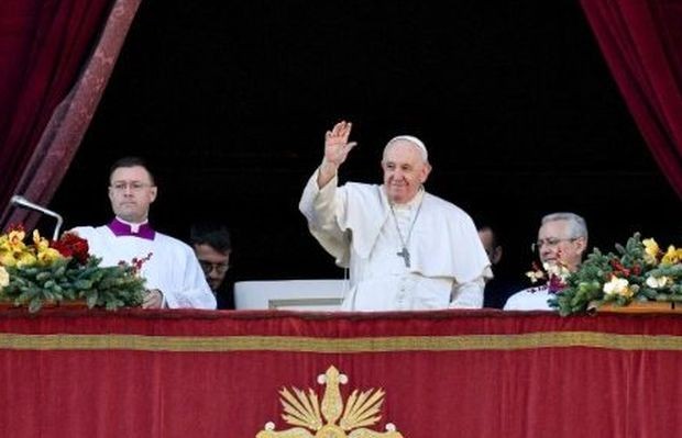 Папа Франциск отправи своето Рождественско послание Урби ет Орби Към