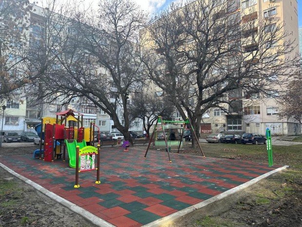 TD Поредна детска площадка очаква малчуганите в Северен Намира се на