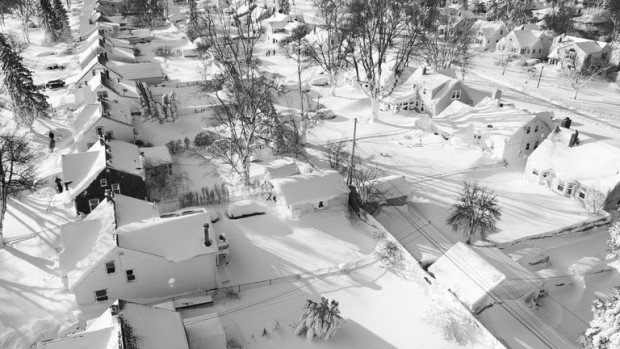 Броят на жертвите на снежната буря в САЩ достигна до 57