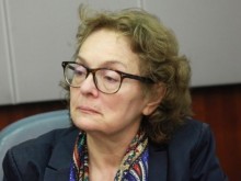 Проф. Румяна Коларова: Формула за свръхширока коалиция е служебно правителство на парламента