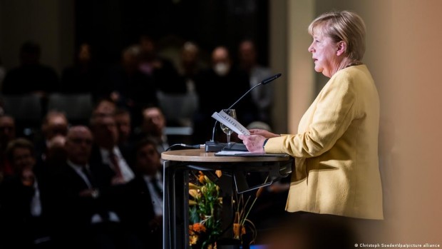 Бившият германски канцлер Ангела Меркел тя служи от 2005 до