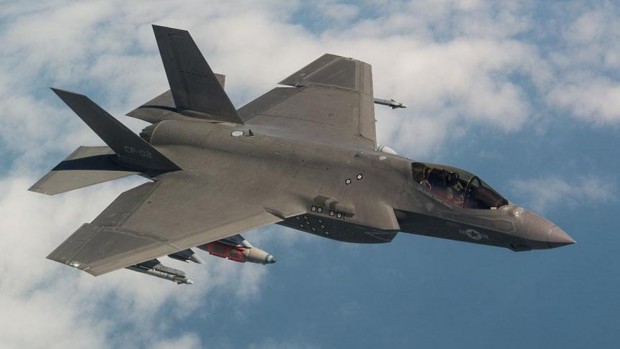 Пентагонът забрани полетите на няколко изтребителя F-35 след инцидент в Тексас