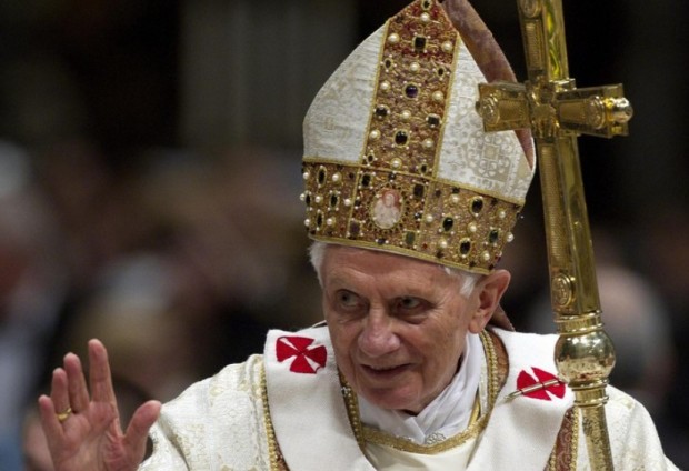 Папа Франциск заяви днес, че бившият папа Бенедикт е много
