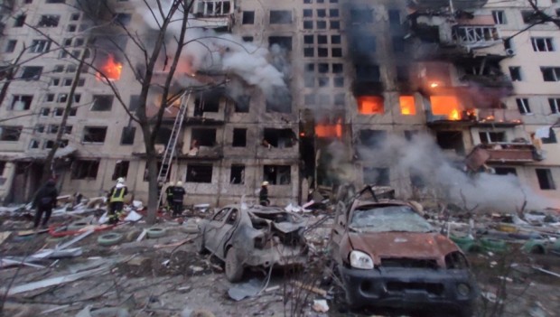Медии съобщават за експлозии в Одеса и Харков