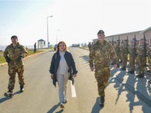 Посланикът на Италия в България пристигна във военната база "Ново село"
