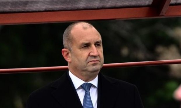 51 от българите смятат че политическата отговорност при неуспех на