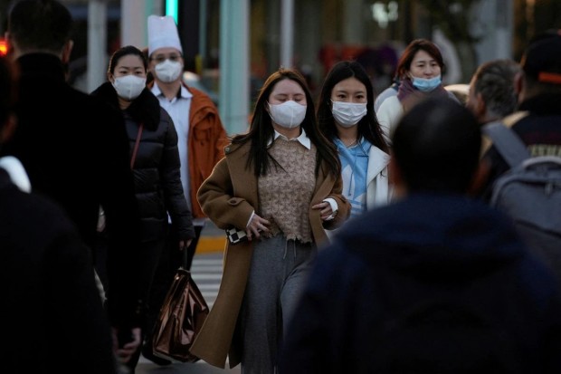 ЕС настоява за повече проверки за коронавируса на фона на скока на заразените в Китай
