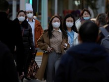 ЕС настоява за повече проверки за коронавируса на фона на скока на заразените в Китай