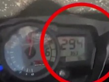 Мотоциклетист е шофирал с 300 км/ч по пътя Несебър - Бургас