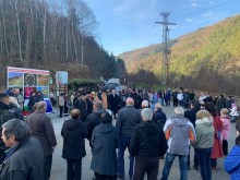 Курбан за по-малко катастрофи раздадоха по пътя Пловдив-Смолян