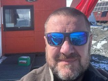 Д-р Пелтеков от Антарктика за Агенция "Фокус": За Нова година ще имаме баница