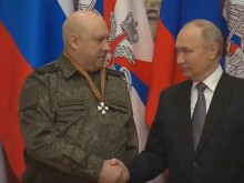 Путин награди командващият руските войски в Украйна с орден